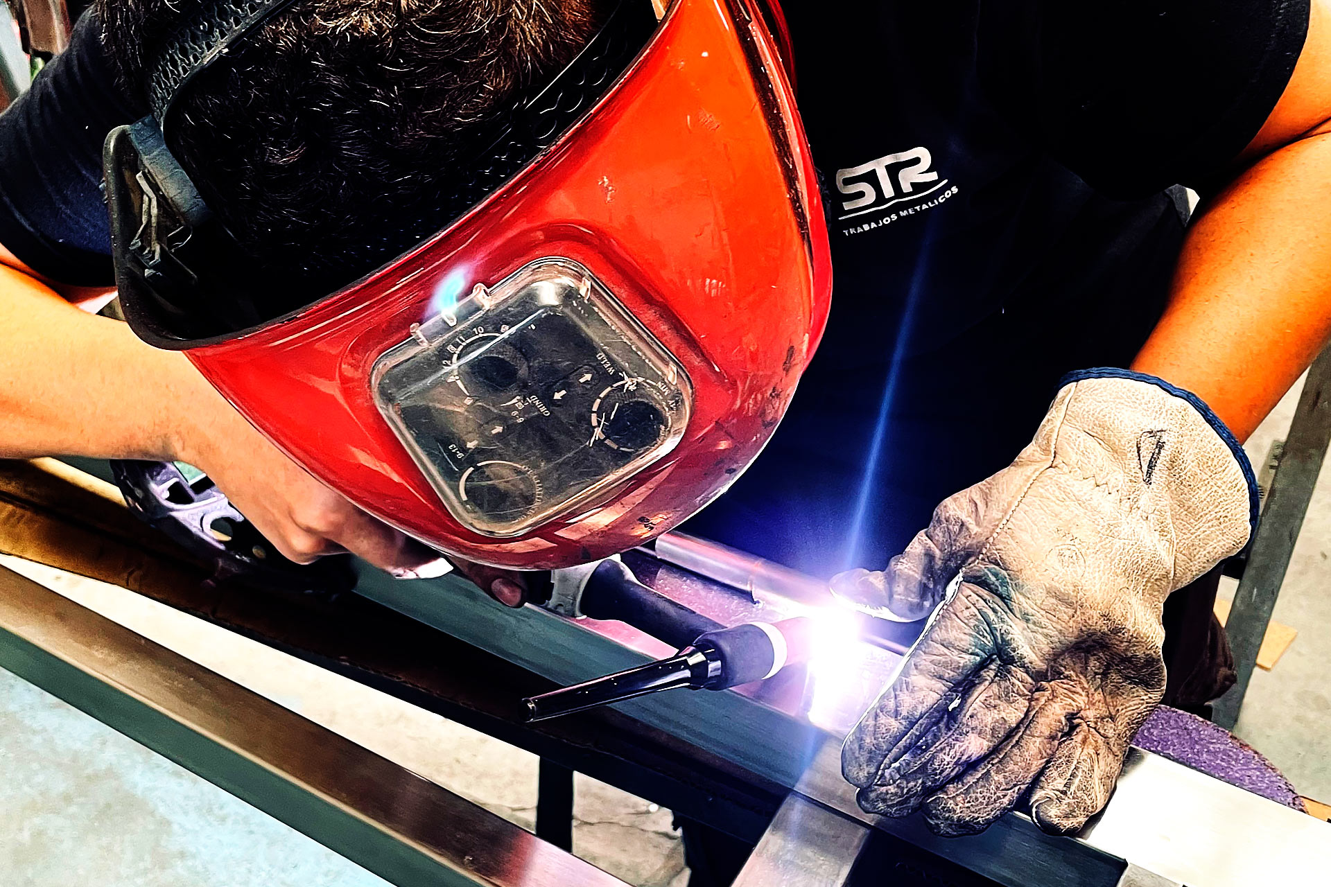 STR Trabajos Metalicos Herreros y Metalistas Igualada Accion 10BContrast WQ STR Trabajos Metálicos STR Trabajos Metalicos- Herreros y Metalistas | Cerrajeros | Soldadores-El Taller-Igualada-Barcelona