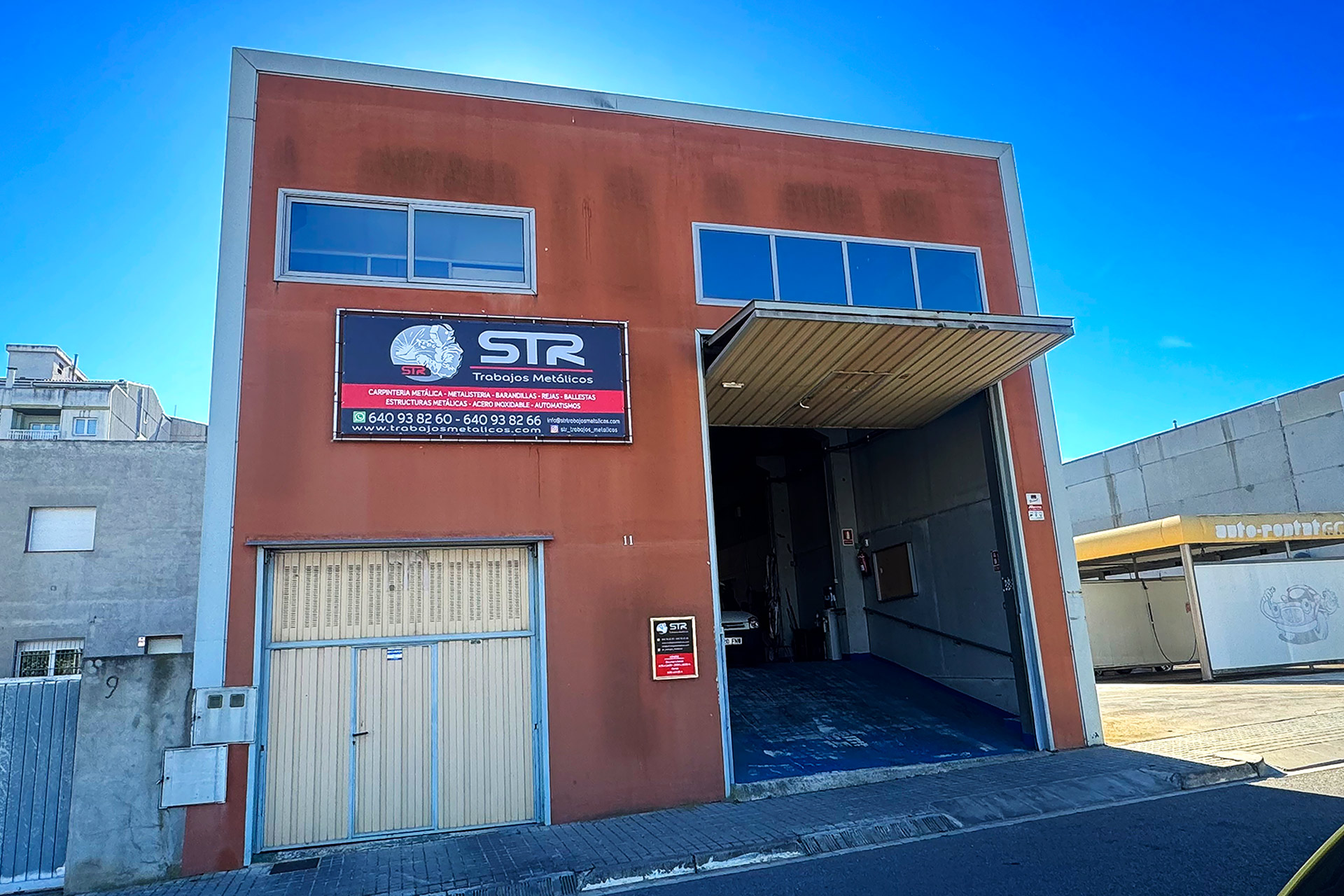 STR Trabajos Metalicos Herreros y Metalistas Igualada Nave Exterior 1 1920x1280 72dpi WQ STR Trabajos Metálicos STR Trabajos Metalicos- Herreros y Metalistas | Cerrajeros | Soldadores-El Taller-Igualada-Barcelona