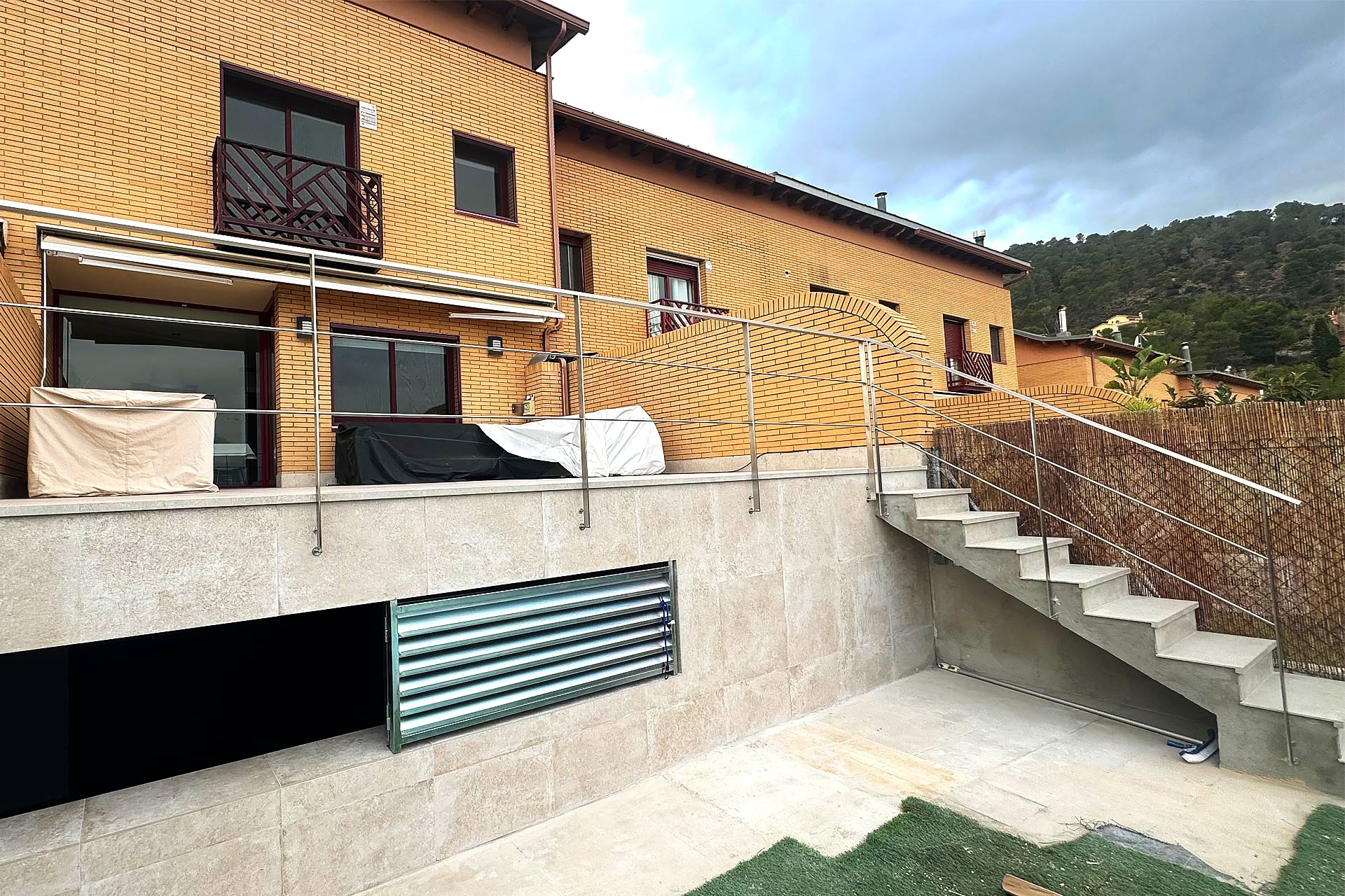 Viviendas STR Trabajos Metalicos Herreros y Metalistas Igualada Intalaciones 2B1 WQ STR Trabajos Metálicos STR Trabajos Metalicos- Herreros y Metalistas | Cerrajeros | Soldadores-Igualada-Barcelona-Instalaciones Viviendas