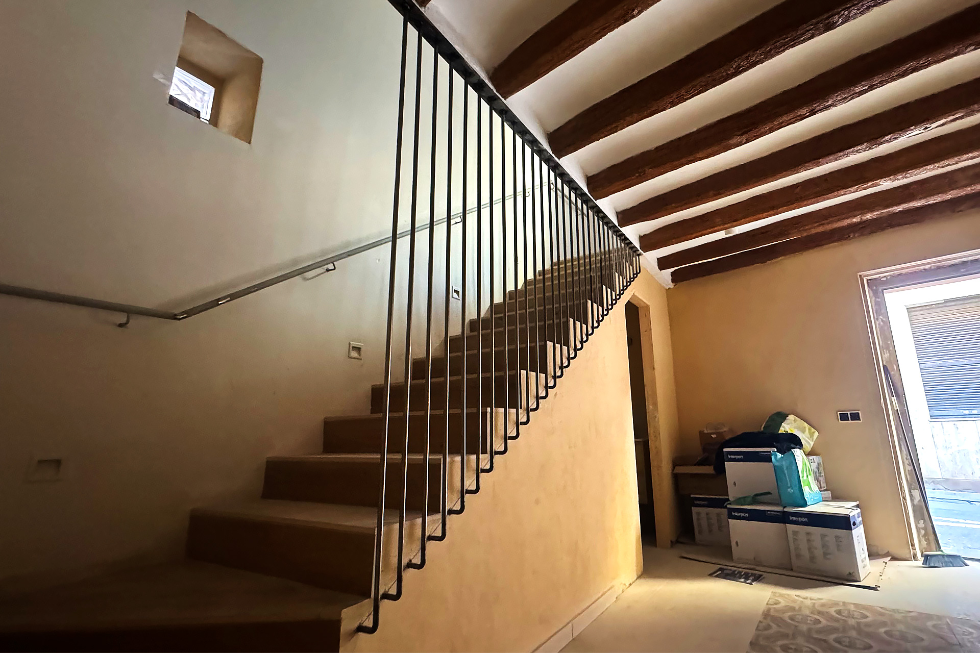 Viviendas STR Trabajos Metalicos Herreros y Metalistas Igualada Intalaciones 7 WQ STR Trabajos Metálicos STR Trabajos Metalicos- Herreros y Metalistas | Cerrajeros | Soldadores-Igualada-Barcelona-Instalaciones de escaleras en viviendas